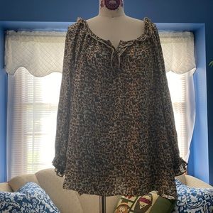 ❤️🤍💙 Max Studio flowy floral top